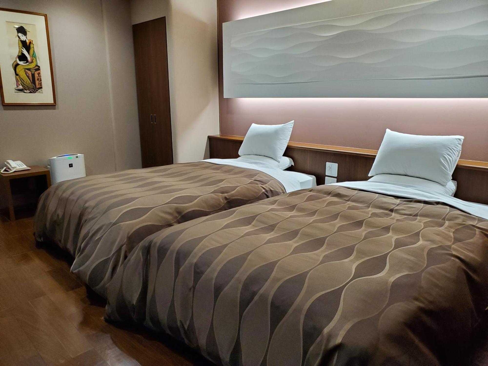 Ryotei Tanokura Hotel Jufu Kültér fotó