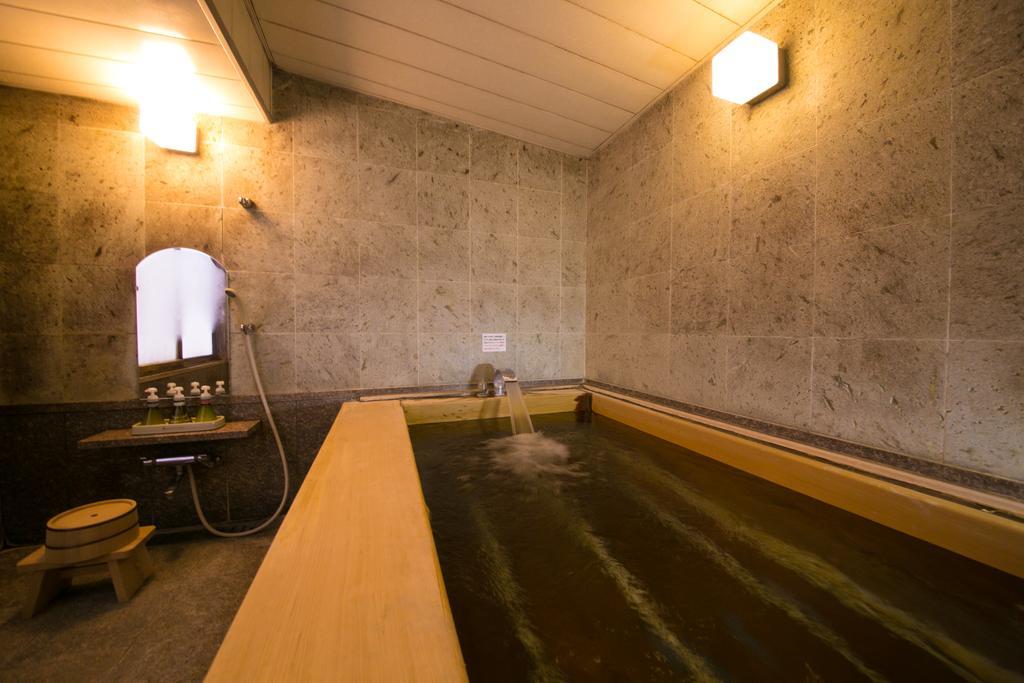 Ryotei Tanokura Hotel Jufu Kültér fotó