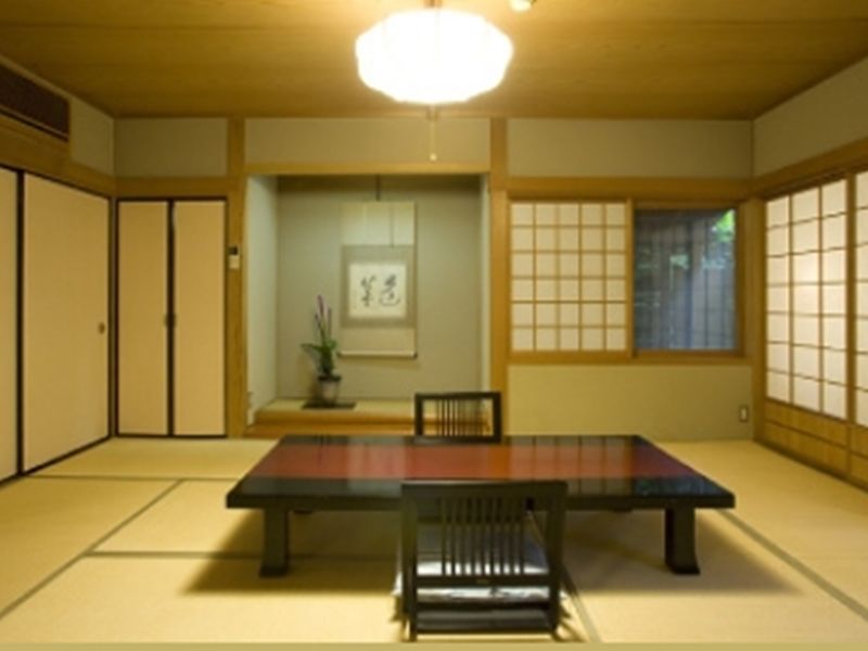 Ryotei Tanokura Hotel Jufu Kültér fotó