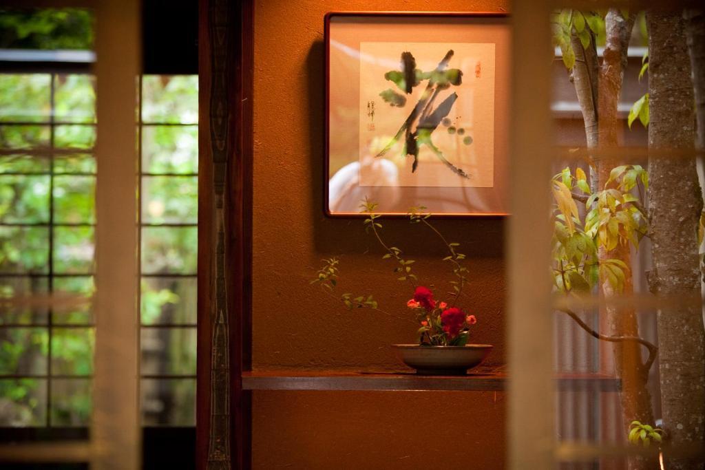 Ryotei Tanokura Hotel Jufu Kültér fotó