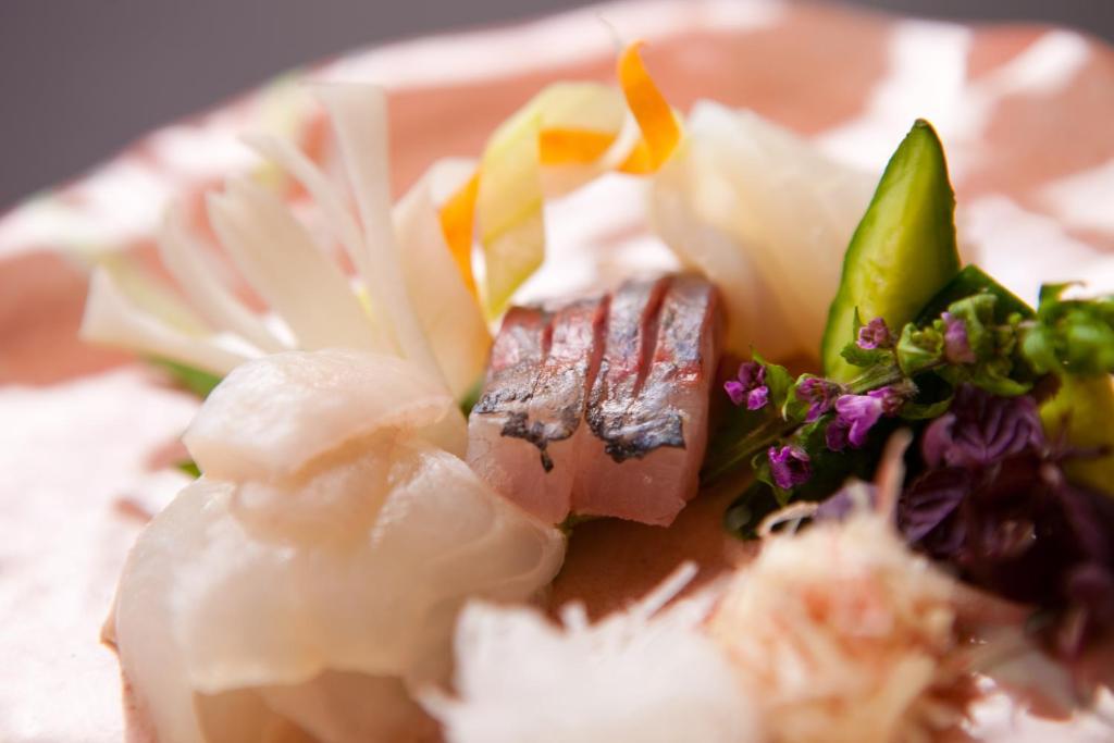 Ryotei Tanokura Hotel Jufu Kültér fotó